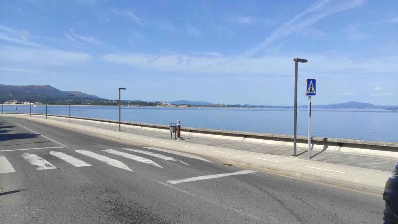 En Ribeira Para 4 Centrico Con Parking 외부 사진